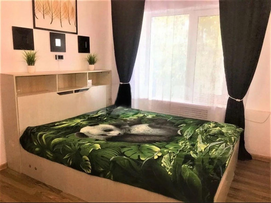 Продам двухкомнатную (2-комн.) квартиру, Горького ул, 631, Витязево с