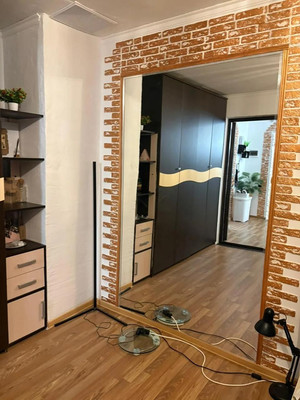 Продам двухкомнатную (2-комн.) квартиру, Горького ул, 631, Витязево с