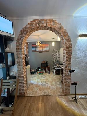 Продам двухкомнатную (2-комн.) квартиру, Горького ул, 631, Витязево с