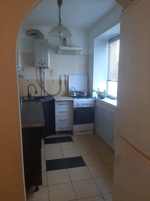 Продам трехкомнатную (3-комн.) квартиру, Горького ул, 72, Анапа г