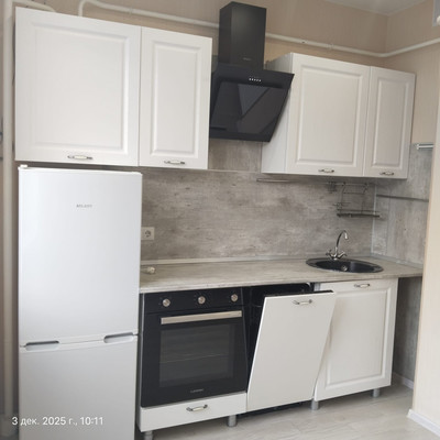 Продам двухкомнатную (2-комн.) квартиру, Крестьянская ул, 27к3, Анапа г