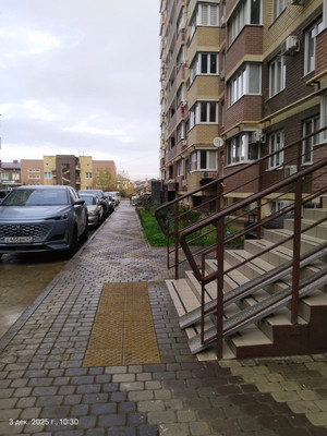 Продам двухкомнатную (2-комн.) квартиру, Крестьянская ул, 27к3, Анапа г