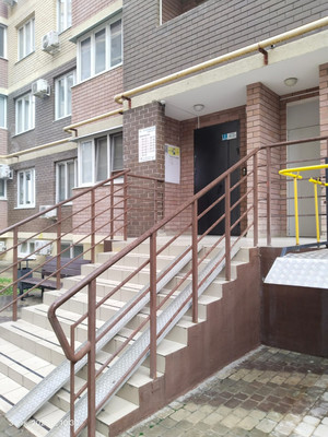 Продам двухкомнатную (2-комн.) квартиру, Крестьянская ул, 27к3, Анапа г