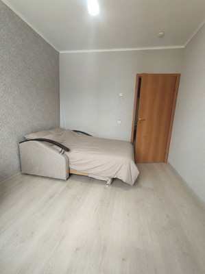 Продам трехкомнатную (3-комн.) квартиру, М.Ф.Гайсина ул, 4, Осиново с