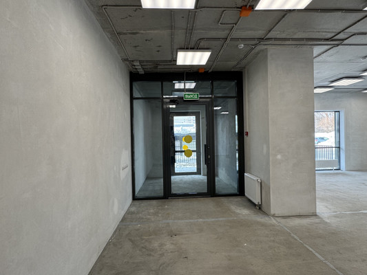 Сдам торговое помещение 108,8 м2, Сергея Есенина ул, 22, Пермь г