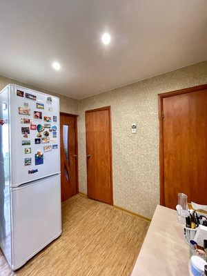 Продам трехкомнатную (3-комн.) квартиру, Республики ул, 76, Ишим г