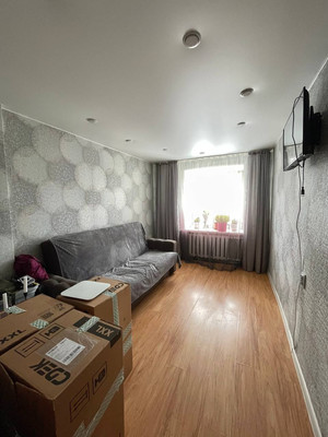 Продам трехкомнатную (3-комн.) квартиру, Республики ул, 76, Ишим г