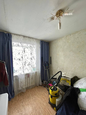 Продам трехкомнатную (3-комн.) квартиру, Республики ул, 76, Ишим г