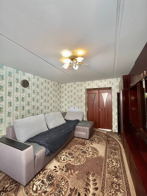 Продам трехкомнатную (3-комн.) квартиру, Республики ул, 76, Ишим г