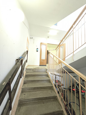 Продам однокомнатную (1-комн.) квартиру, 2-я Целиноградская ул, 5, Краснодар г