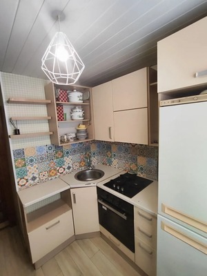 Продам трехкомнатную (3-комн.) квартиру, Антона Петрова ул, 222, Барнаул г