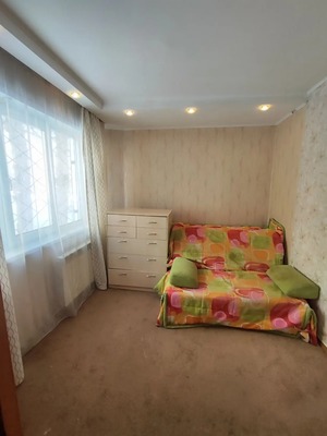 Продам трехкомнатную (3-комн.) квартиру, Антона Петрова ул, 222, Барнаул г