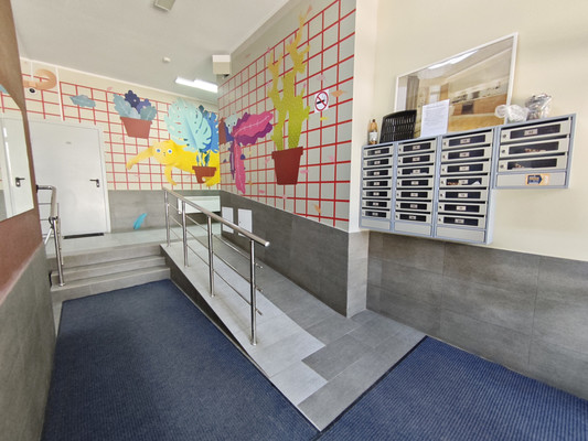 Продам однокомнатную (1-комн.) квартиру, 5-ый квартал (Южные горки мкр) ул, 1, Мещерино п