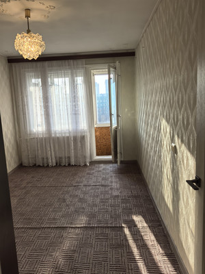 Продам трехкомнатную (3-комн.) квартиру, Просвещения пр-кт, 24к2, Санкт-Петербург г