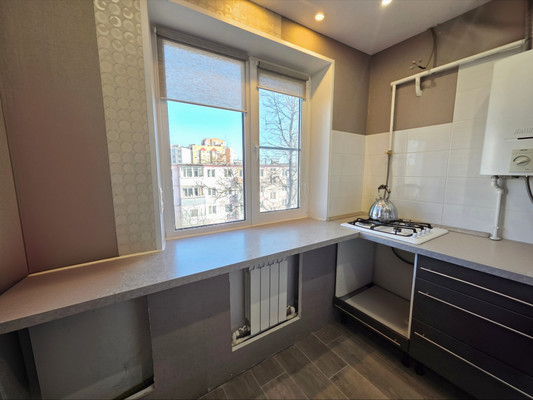 Продам двухкомнатную (2-комн.) квартиру, Советская ул, 100А, Глазово д