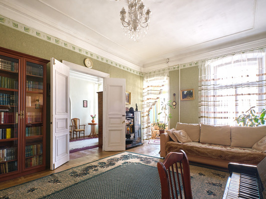 Продам двухкомнатную (2-комн.) квартиру, Колокольная ул, 11, Санкт-Петербург г