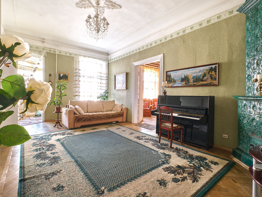 Продам двухкомнатную (2-комн.) квартиру, Колокольная ул, 11, Санкт-Петербург г