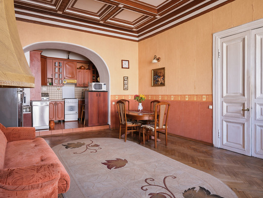 Продам двухкомнатную (2-комн.) квартиру, Колокольная ул, 11, Санкт-Петербург г