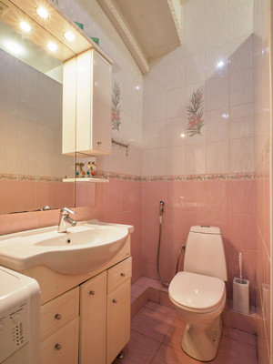 Продам двухкомнатную (2-комн.) квартиру, Колокольная ул, 11, Санкт-Петербург г