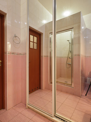 Продам двухкомнатную (2-комн.) квартиру, Колокольная ул, 11, Санкт-Петербург г