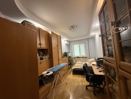 Продам двухкомнатную (2-комн.) квартиру, Ульянова Дмитрия ул, 20, Ялта г