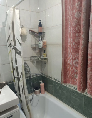 Продам двухкомнатную (2-комн.) квартиру, Ульянова Дмитрия ул, 20, Ялта г