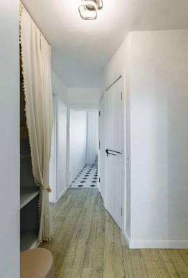 Продам двухкомнатную (2-комн.) квартиру, Киевская ул, 124, Симферополь г