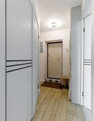 Продам двухкомнатную (2-комн.) квартиру, Киевская ул, 124, Симферополь г