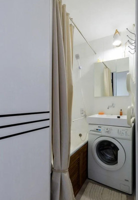 Продам двухкомнатную (2-комн.) квартиру, Киевская ул, 124, Симферополь г