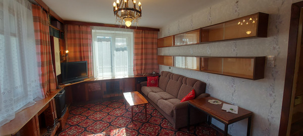 Сдам двухкомнатную (2-комн.) квартиру, Среднеохтинский пр-кт, 3к2, Санкт-Петербург г