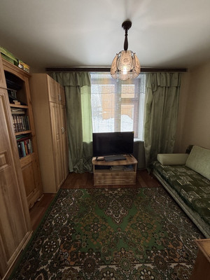 Продам трехкомнатную (3-комн.) квартиру, Строителей ул, 103, Ханты-Мансийск г