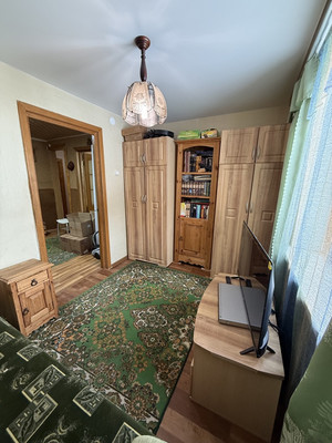 Продам трехкомнатную (3-комн.) квартиру, Строителей ул, 103, Ханты-Мансийск г