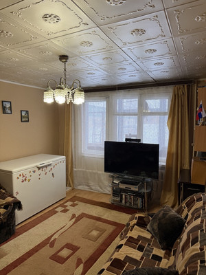 Продам трехкомнатную (3-комн.) квартиру, Строителей ул, 103, Ханты-Мансийск г