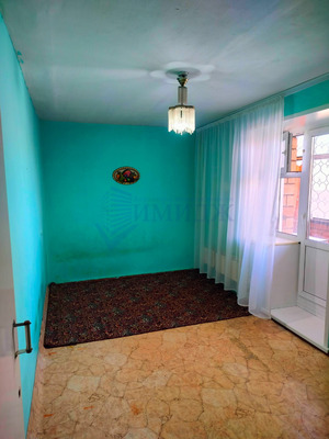 Сдам двухкомнатную (2-комн.) квартиру, Парашютная ул, 19А, Красноярск г