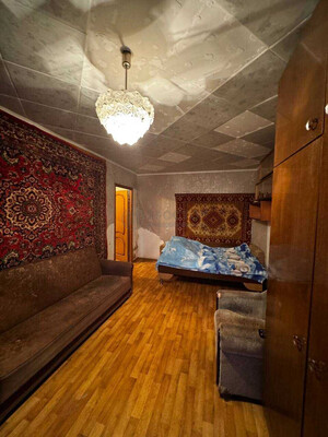 Продам однокомнатную (1-комн.) квартиру, Ореховый б-р, 39к2, Москва г