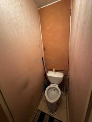 Продам однокомнатную (1-комн.) квартиру, Ореховый б-р, 39к2, Москва г