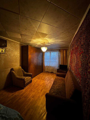 Продам однокомнатную (1-комн.) квартиру, Ореховый б-р, 39к2, Москва г