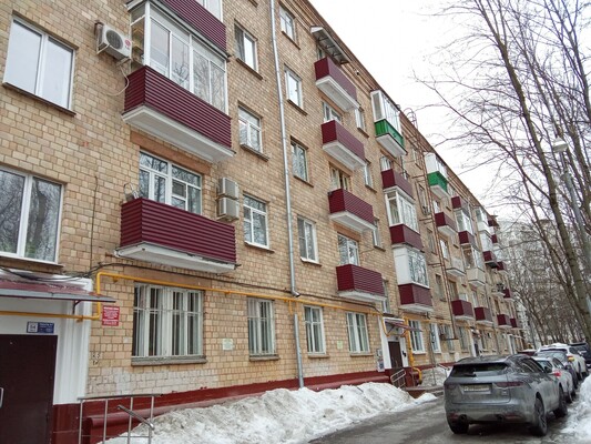 Продам трехкомнатную (3-комн.) квартиру, Мичуринский пр-кт, 54к5, Москва г