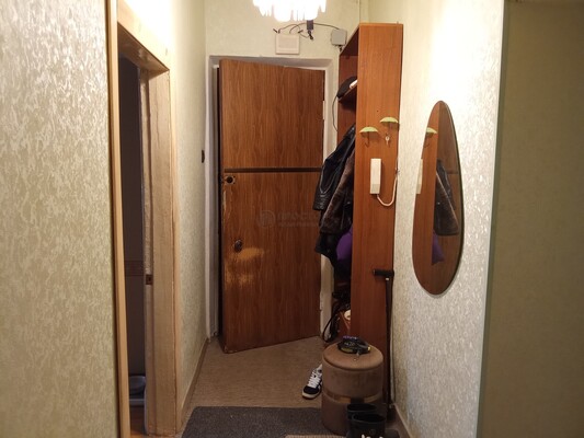 Продам трехкомнатную (3-комн.) квартиру, Мичуринский пр-кт, 54к5, Москва г