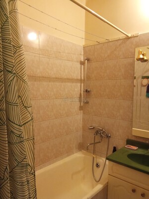 Продам трехкомнатную (3-комн.) квартиру, Мичуринский пр-кт, 54к5, Москва г