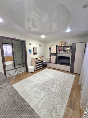 Продам трехкомнатную (3-комн.) квартиру, Ильича ул, 19/43, Казань г