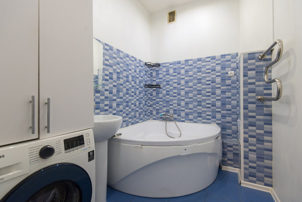 Продам однокомнатную (1-комн.) квартиру, Космонавтов пр-кт, 46, Ростов-на-Дону г