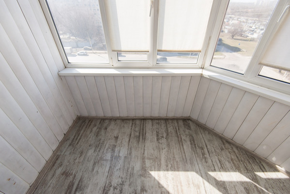 Продам однокомнатную (1-комн.) квартиру, Космонавтов пр-кт, 46, Ростов-на-Дону г