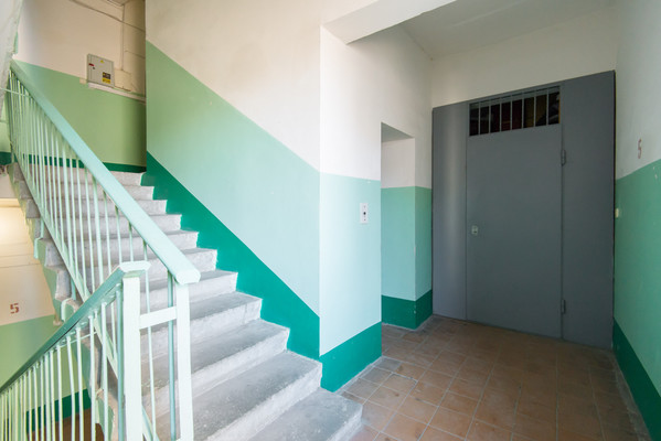 Продам однокомнатную (1-комн.) квартиру, Космонавтов пр-кт, 46, Ростов-на-Дону г