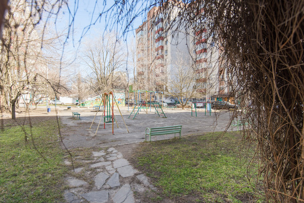 Продам однокомнатную (1-комн.) квартиру, Космонавтов пр-кт, 46, Ростов-на-Дону г