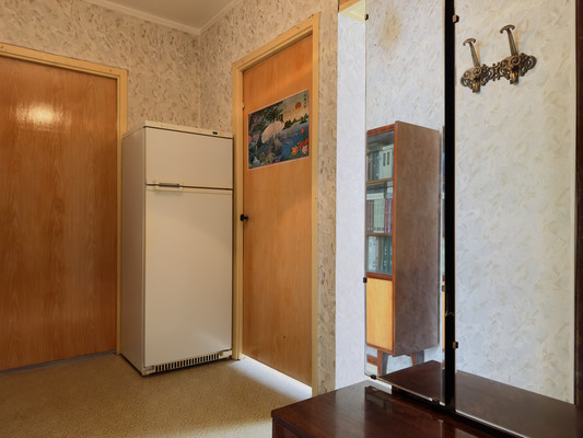 Продам двухкомнатную (2-комн.) квартиру, Шенкурский проезд, 10Б, Москва г