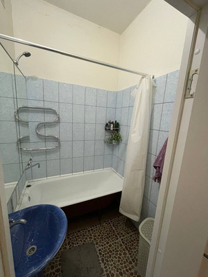 Продам однокомнатную (1-комн.) квартиру, Красных Военлетов ул, 9к1, Гатчина г