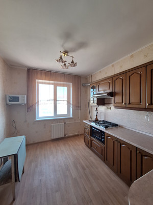 Продам трехкомнатную (3-комн.) квартиру, К.Маркса ул, 62, Волгодонск г