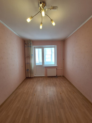 Продам трехкомнатную (3-комн.) квартиру, К.Маркса ул, 62, Волгодонск г