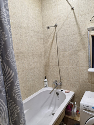 Продам однокомнатную (1-комн.) квартиру, Первомайская ул, 36к4, Знаменский п